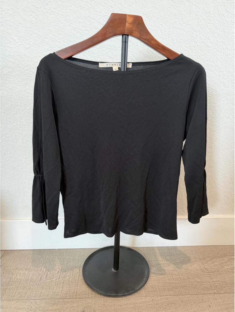 Studio M Women's Black Blouse